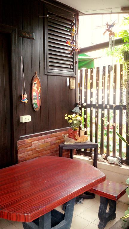 Baan Mai Guesthouse Mehongszon Kültér fotó