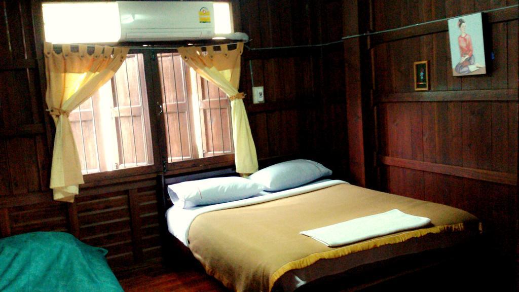 Baan Mai Guesthouse Mehongszon Szoba fotó