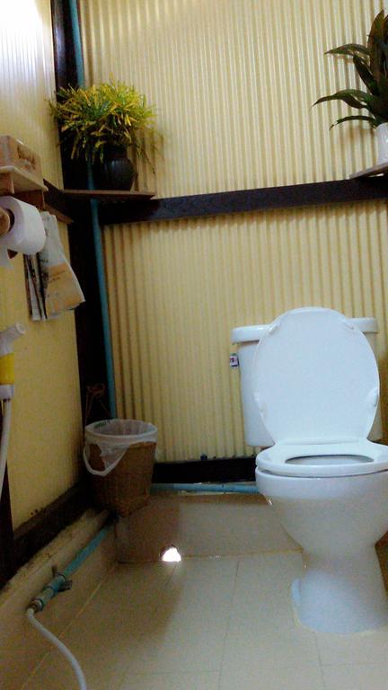 Baan Mai Guesthouse Mehongszon Szoba fotó